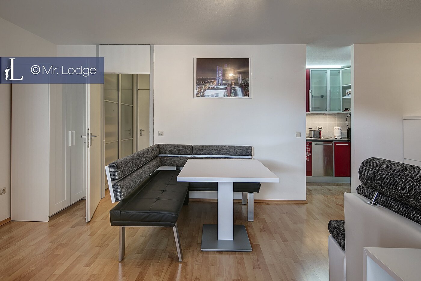フラット 部屋数 1 部屋 | München-Sendling-Westpark | 1706ML8 | Essecke mit Blick zur Küche