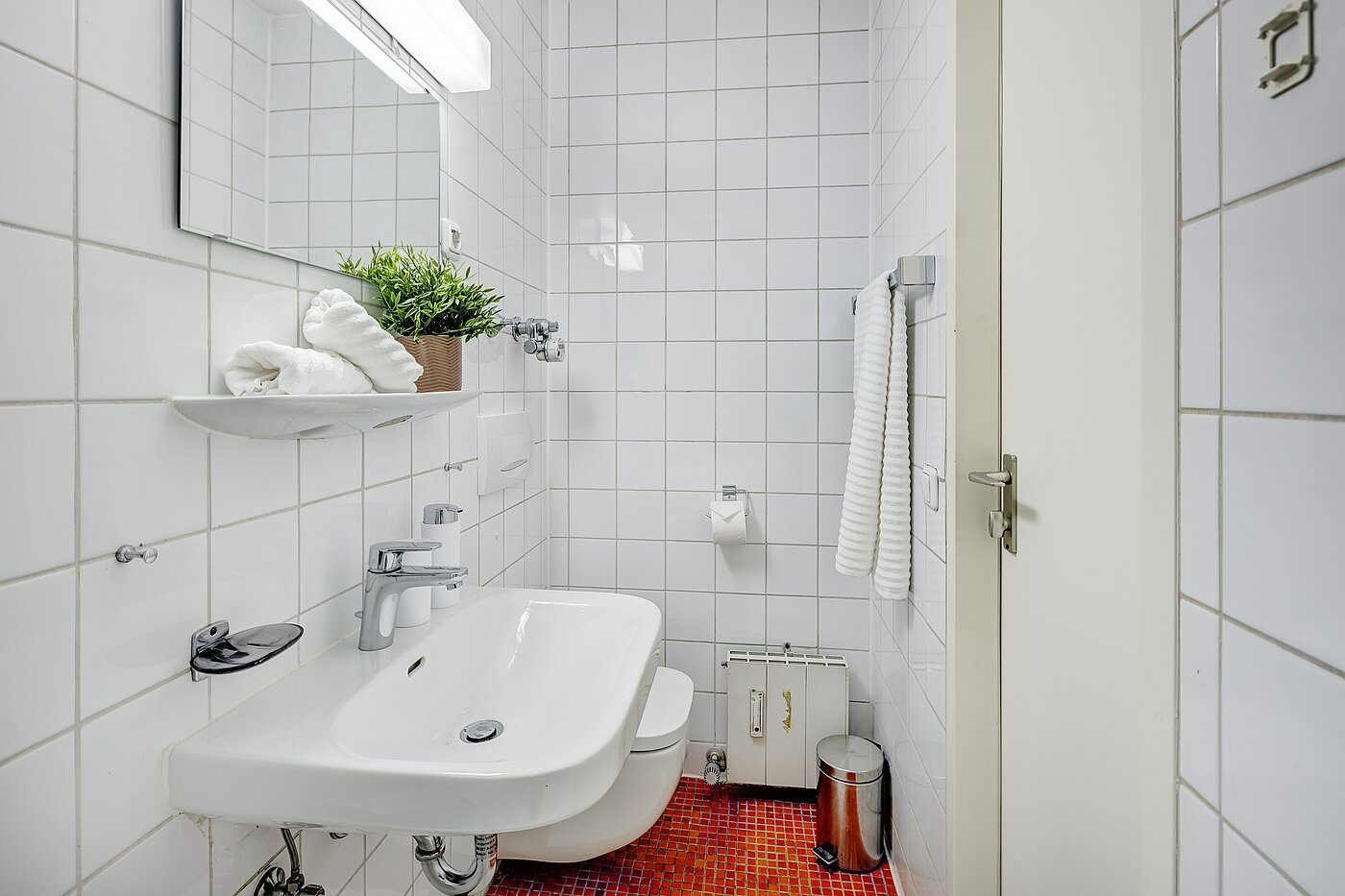 フラット 部屋数 1 部屋 | München-Maxvorstadt | 2110ML7 | Bad mit Waschbecken, WC...