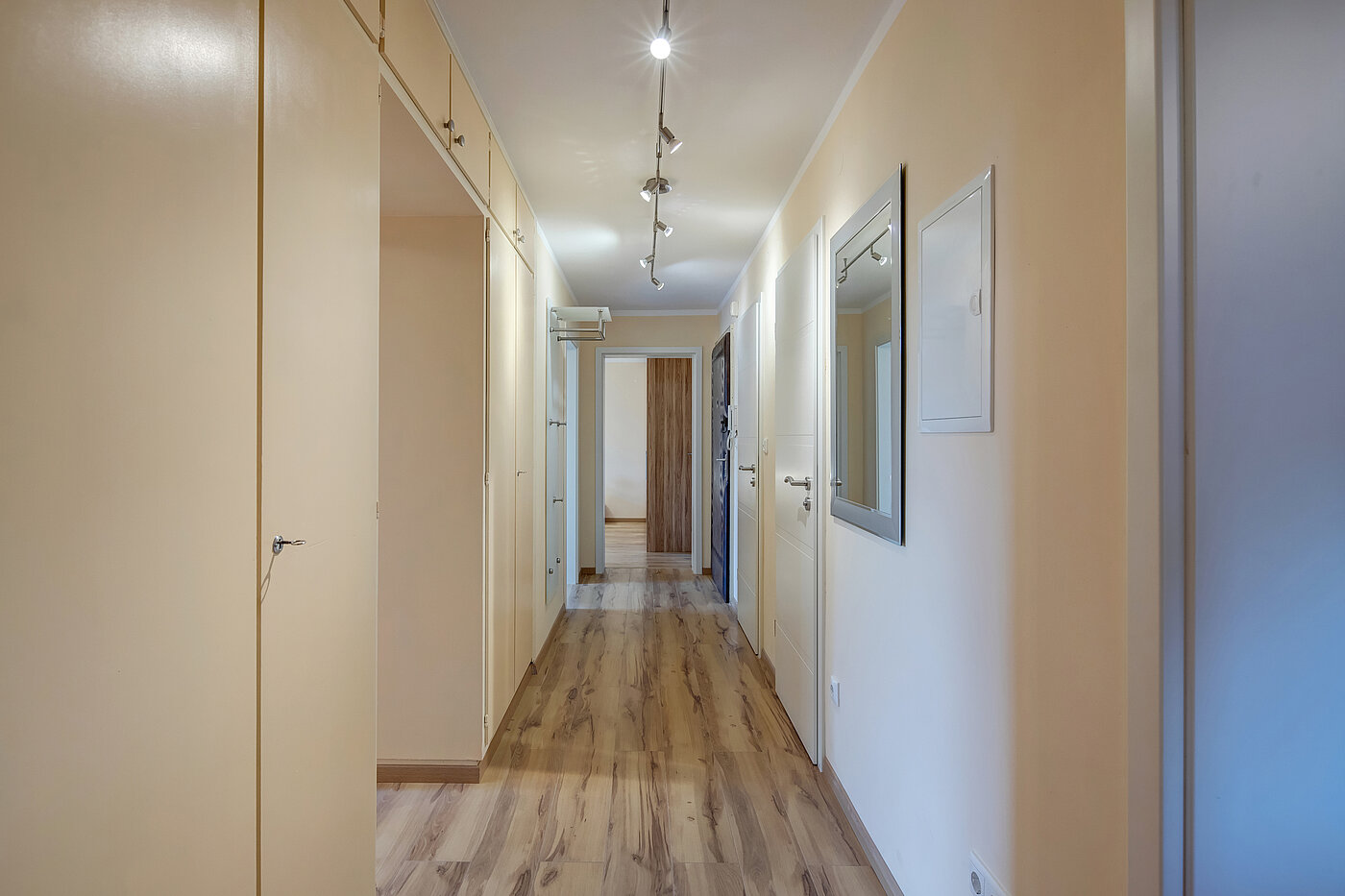 フラット 部屋数 4 部屋 | München-Aubing | 70276 | Flur