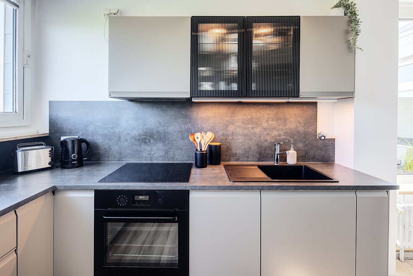 Terrassenwohnung 部屋数 3.5 部屋 | München-Berg am Laim | 123456 | Inkl. Einbauküche