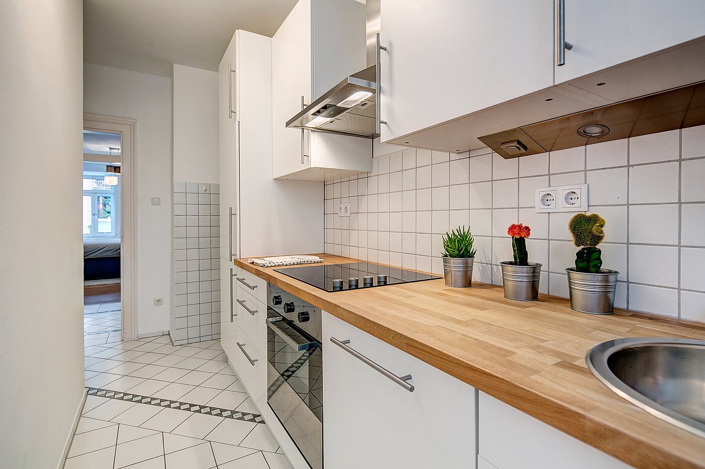 フラット 部屋数 4 部屋 | München-Maxvorstadt | 2011ML2 | Moderne Küche mit allen...