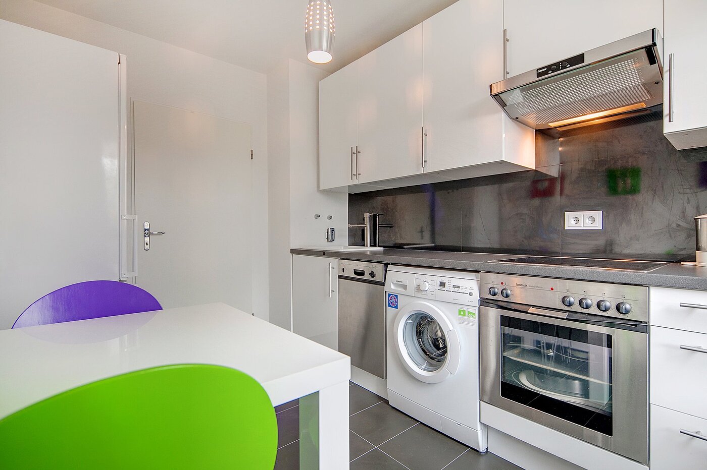 フラット 部屋数 2 部屋 | München-Sendling | 2106ML2 | ...mit kleinem Esstisch