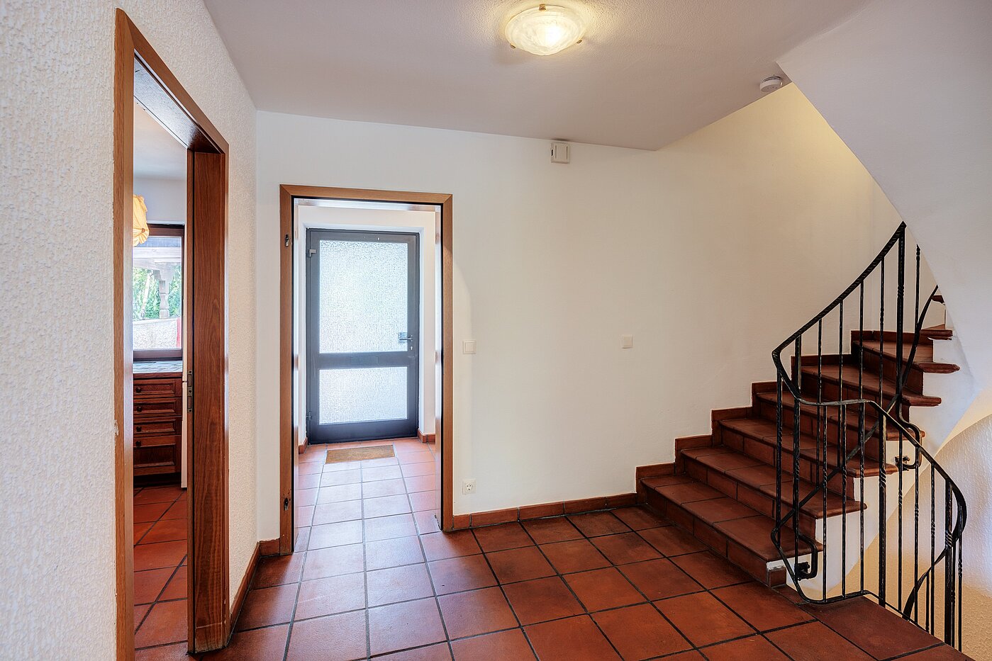 角のテラスハウス 部屋数 5 部屋 | Penzberg | 701121 | Gemauerte Treppen