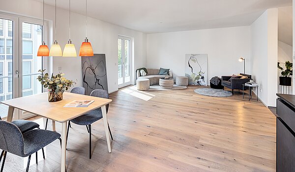 メゾネット・マンション（複数階にわたるマンション） 部屋数 4 部屋 | München-Obermenzing | 701553 | Großzügiger Essbereich