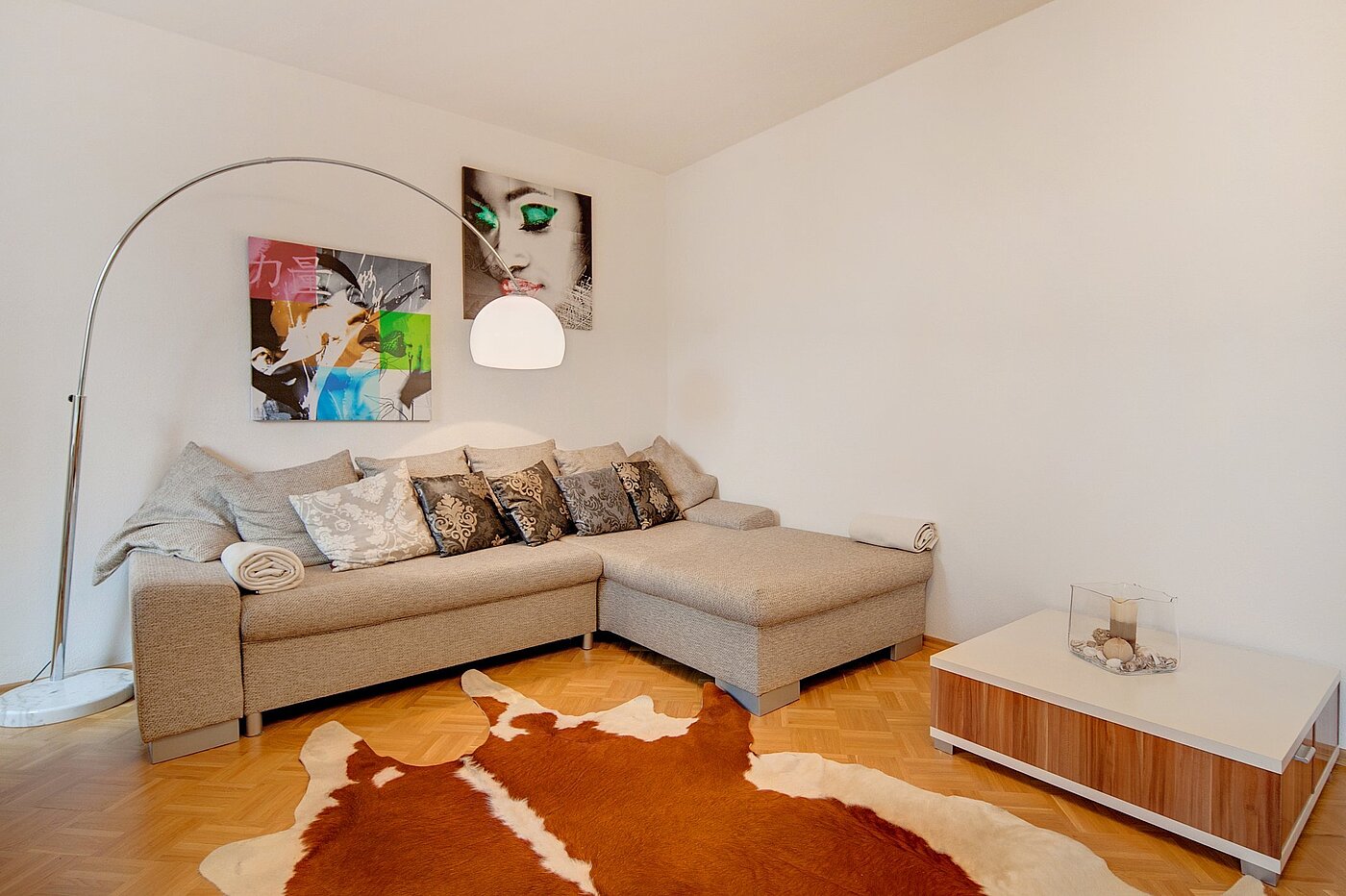 フラット 部屋数 2 部屋 | München-Sendling | 2106ML2 | ...und Sofaecke