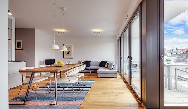 フラット 部屋数 4 部屋 | 1802ML2