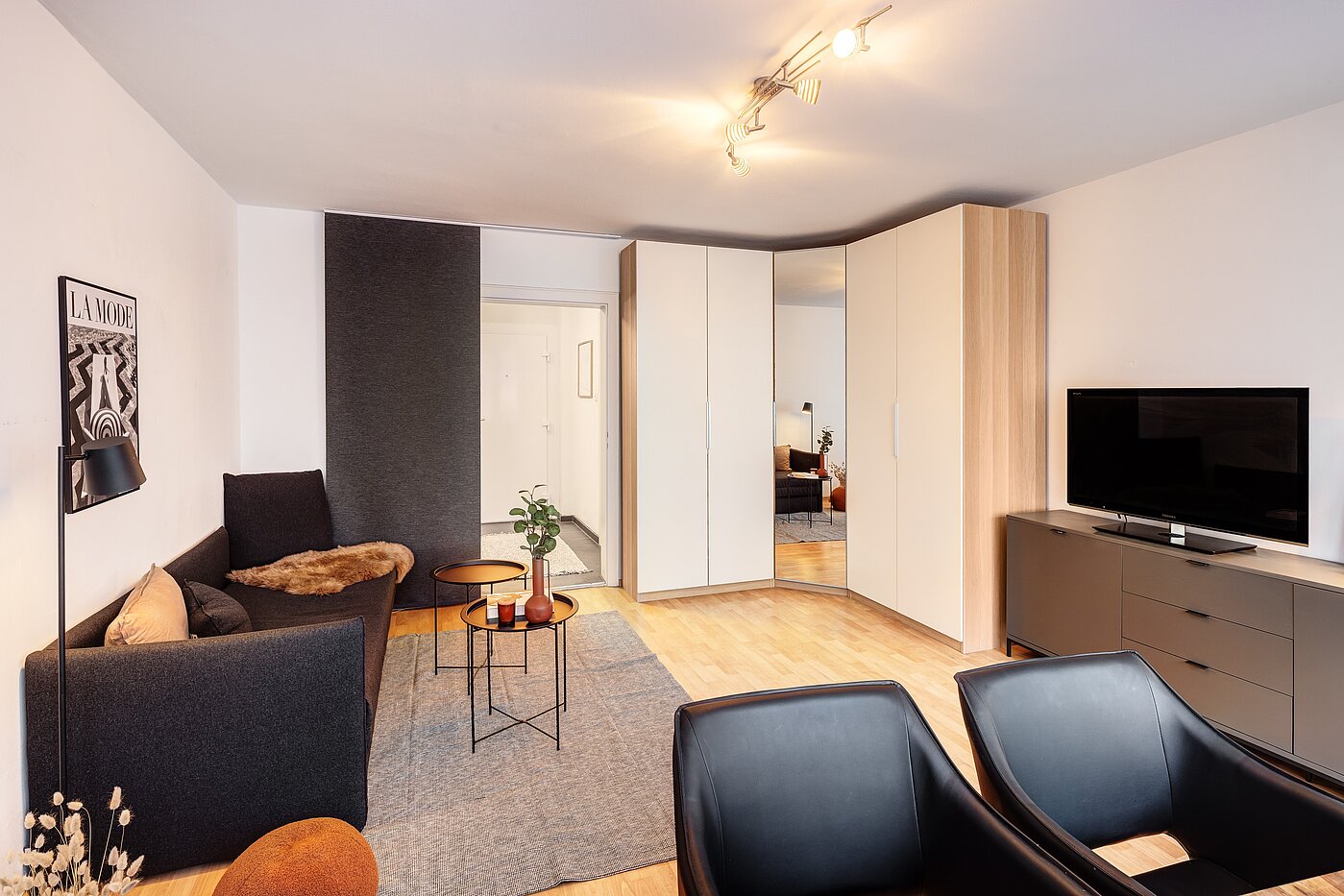 Apartment 部屋数 1 部屋 | München-Schwabing | 70211 | ...ausreichend Stauraum