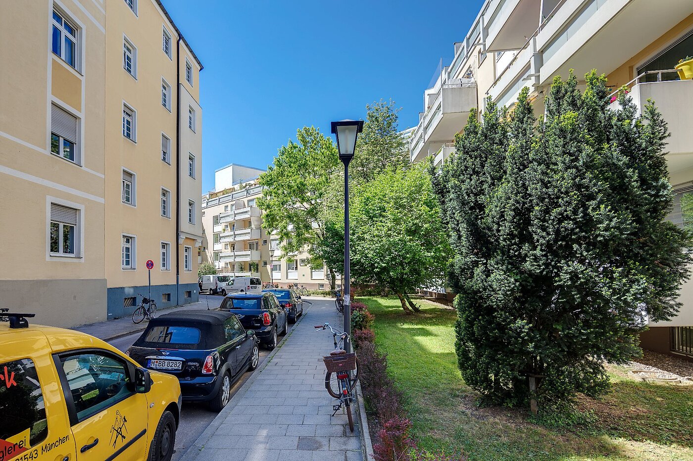 フラット 部屋数 3 部屋 | München-Neuhausen | 1803D7 | Straßenansicht