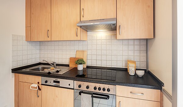 フラット 部屋数 3 部屋 | München-Bogenhausen | 70261 | ...mit allen Küchengeräten