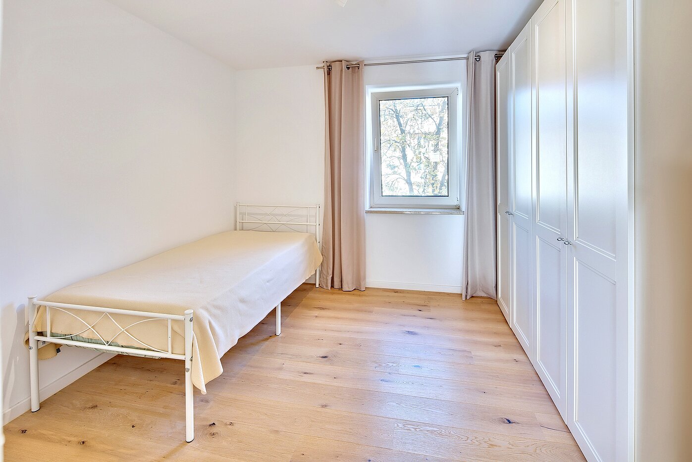 フラット 部屋数 3 部屋 | München-Bogenhausen | 70310 | Schlafzimmer...