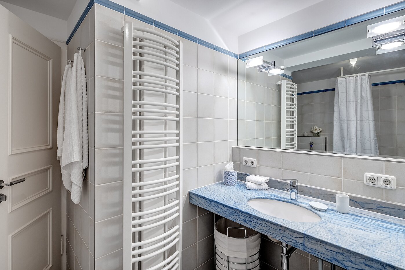 フラット 部屋数 3 部屋 | München-Schwabing | 2212ML1 | ...Badezimmer