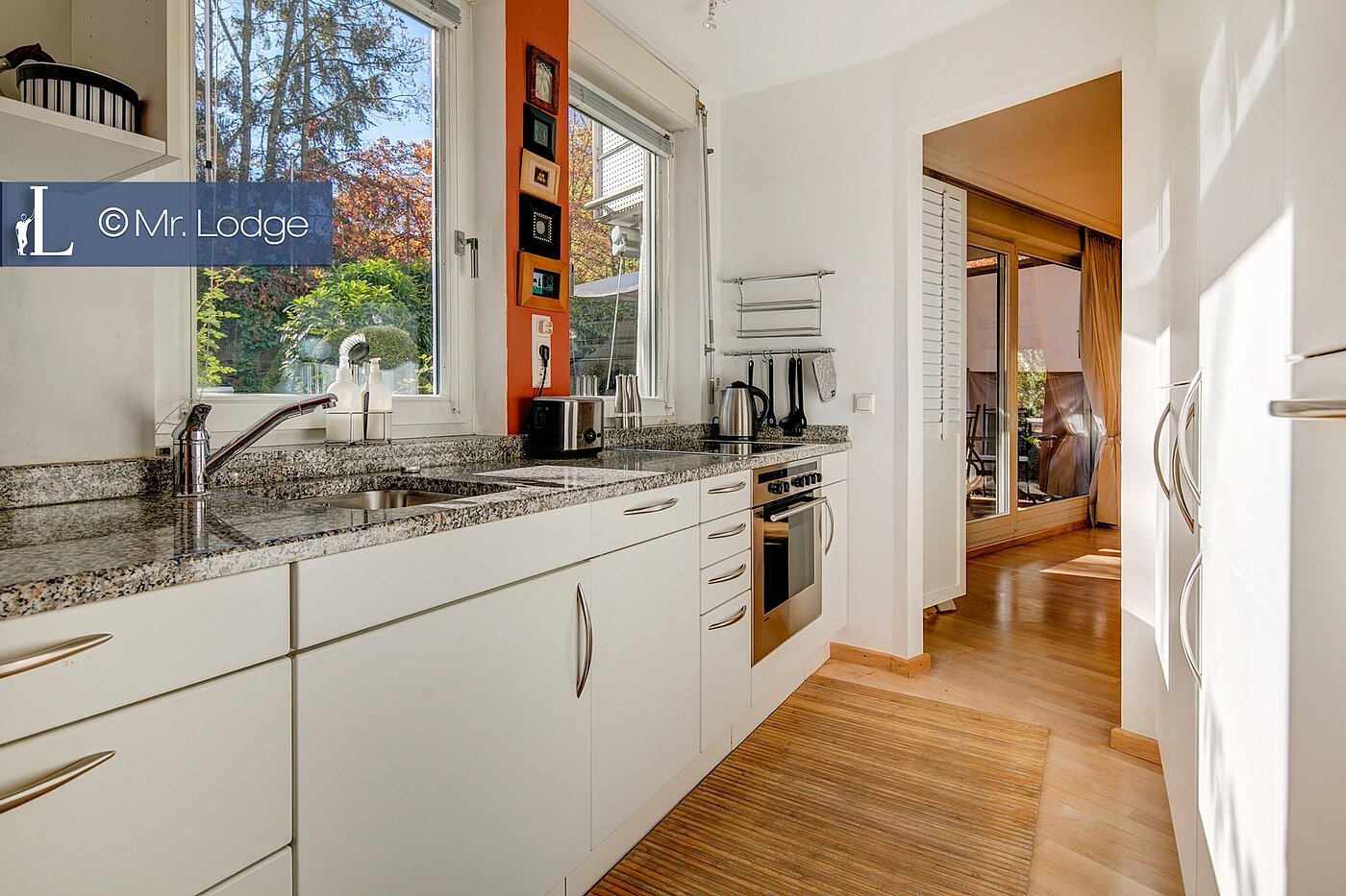 フラット 部屋数 2 部屋 | München-Schwabing | 1605ML1 | Küche mit Gartenblick