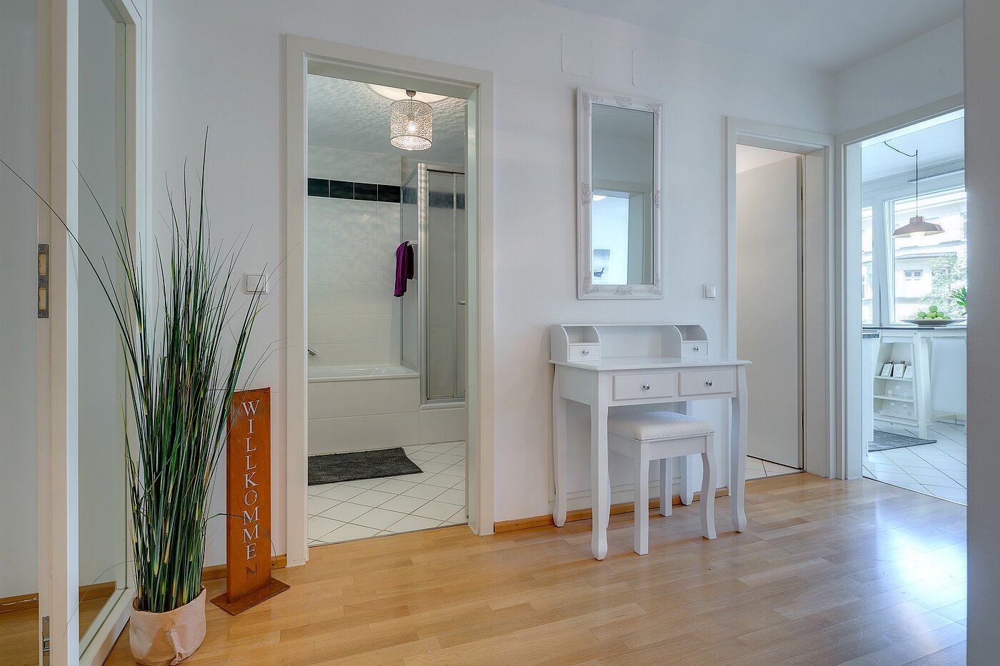 フラット 部屋数 3 部屋 | München-Isarvorstadt | 70157 | Diele mit Stauraum