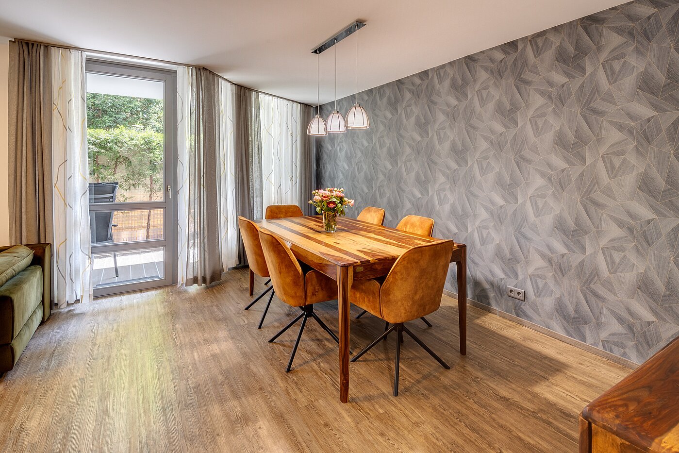 メゾネット・マンション（複数階にわたるマンション） 部屋数 3 部屋 | München-Milbertshofen | 702341 | Ansprechende Einrichtung
