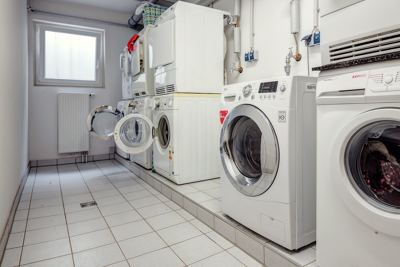 フラット 部屋数 4 部屋 | München-Forstenried | 2209ML6 | Waschen im Gemeinschaftskeller