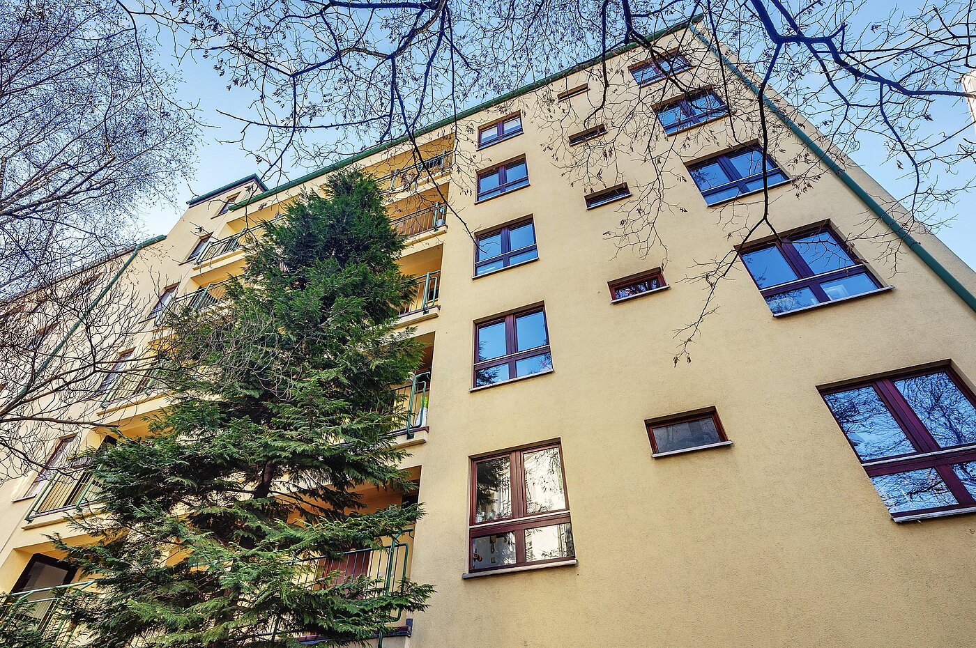フラット 部屋数 2 部屋 | München-Neuhausen | 2012ML5 | Hofansicht