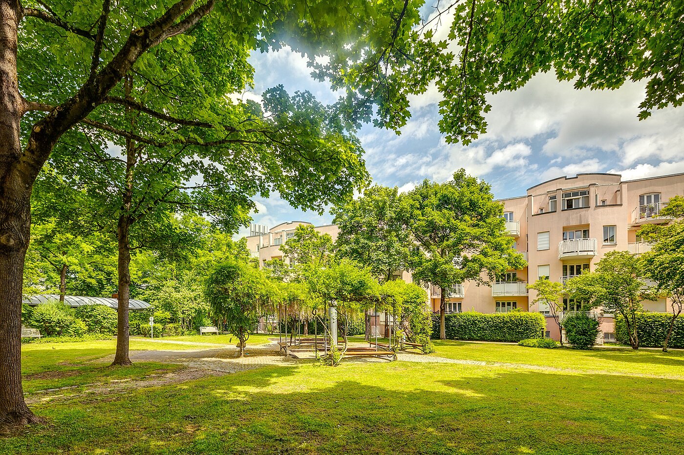 フラット 部屋数 1 部屋 | München-Perlach | 2204ML8 | Parkähnliche, ruhige Außenanlagen