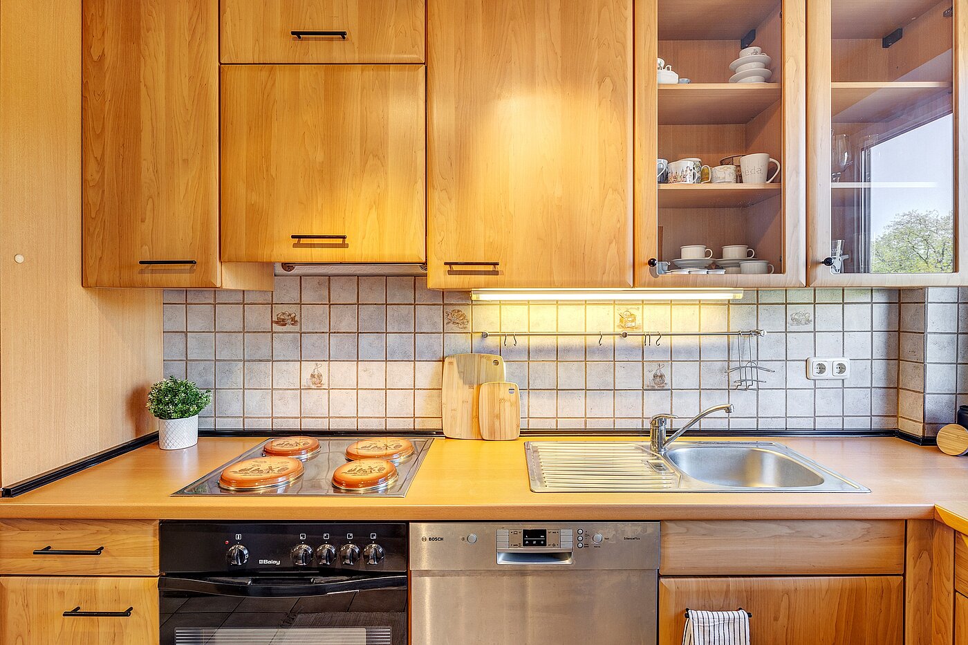 フラット 部屋数 3 部屋 | München-Forstenried | 2204ML1 | ...mit Einbauküche