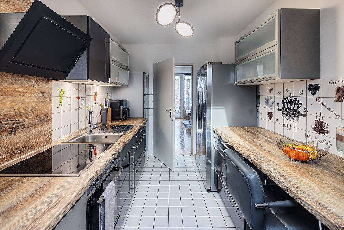 フラット 部屋数 2 部屋 | Poing | 70373 | ...Essplatz