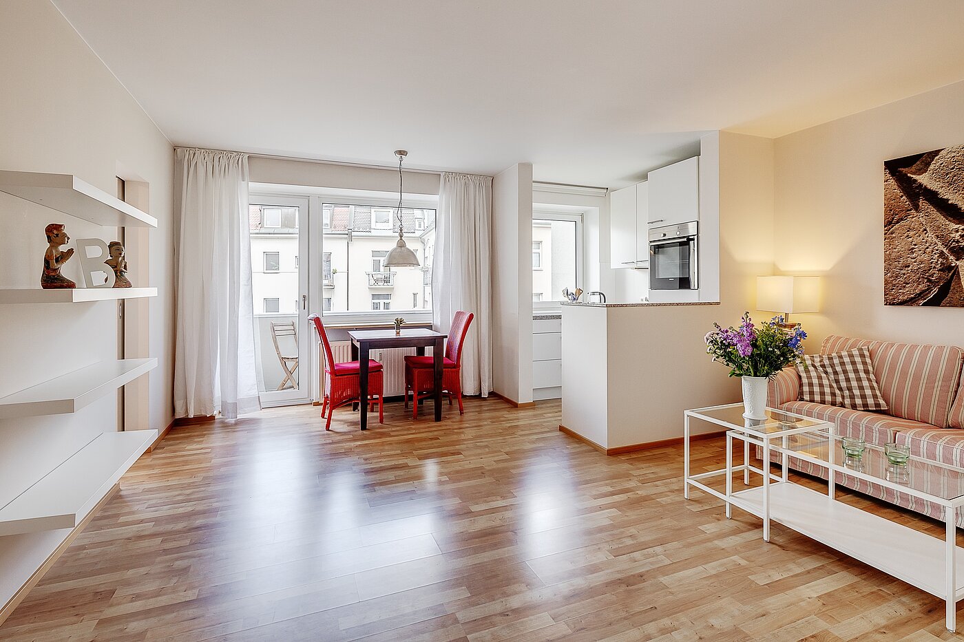 フラット 部屋数 1.5 部屋 | München-Schwanthalerhöhe | 2211ML8 | Großzügiger Wohn-/Essbereich