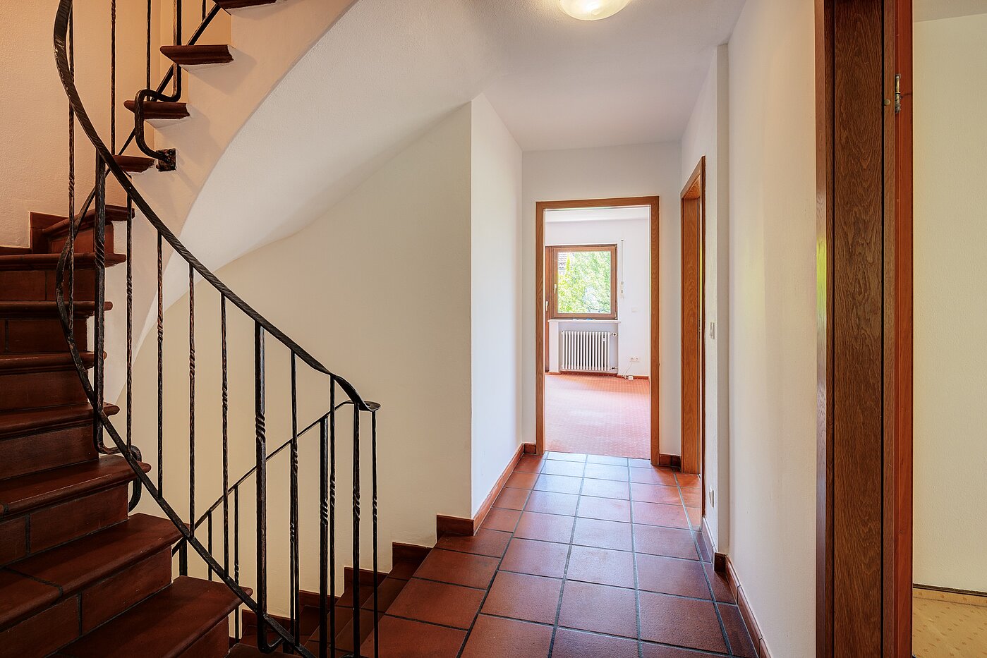 角のテラスハウス 部屋数 5 部屋 | Penzberg | 701121 | Treppenaufgang zum DG