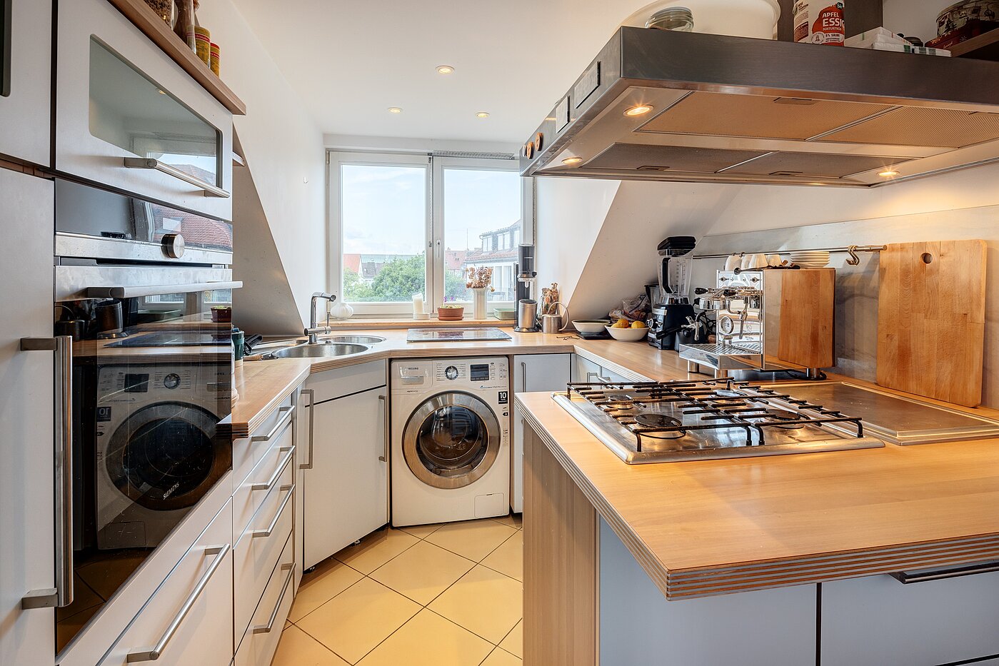 フラット 部屋数 5 部屋 | München-Neuhausen | 70140 | Separate Küche
