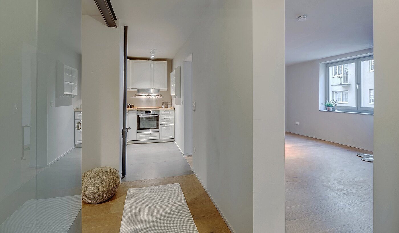 レイズド・グラウンドフロアー（一階が地表よりも高い） 部屋数 2 部屋 | München-Lehel | 2012ML1 | Zugang zu allen Räumen