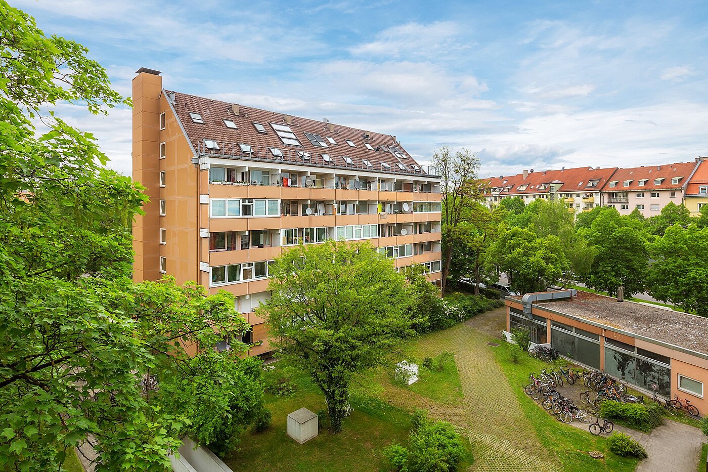 フラット 部屋数 1 部屋 | München-Nymphenburg | 2102ML7 | ...vom 4.OG in den Innenhof