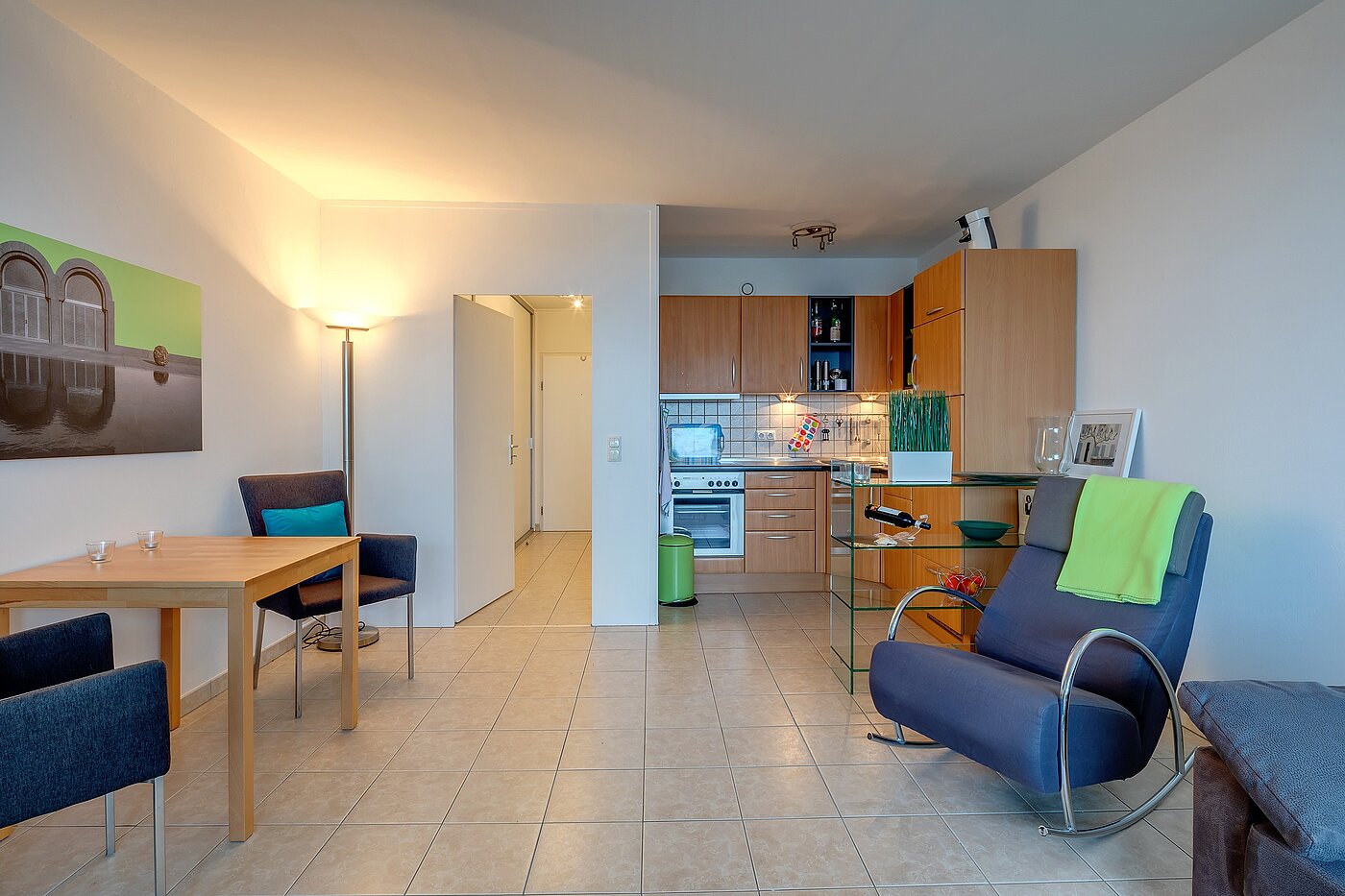 フラット 部屋数 1 部屋 | München-Moosach | 70092 | ...Schlafen