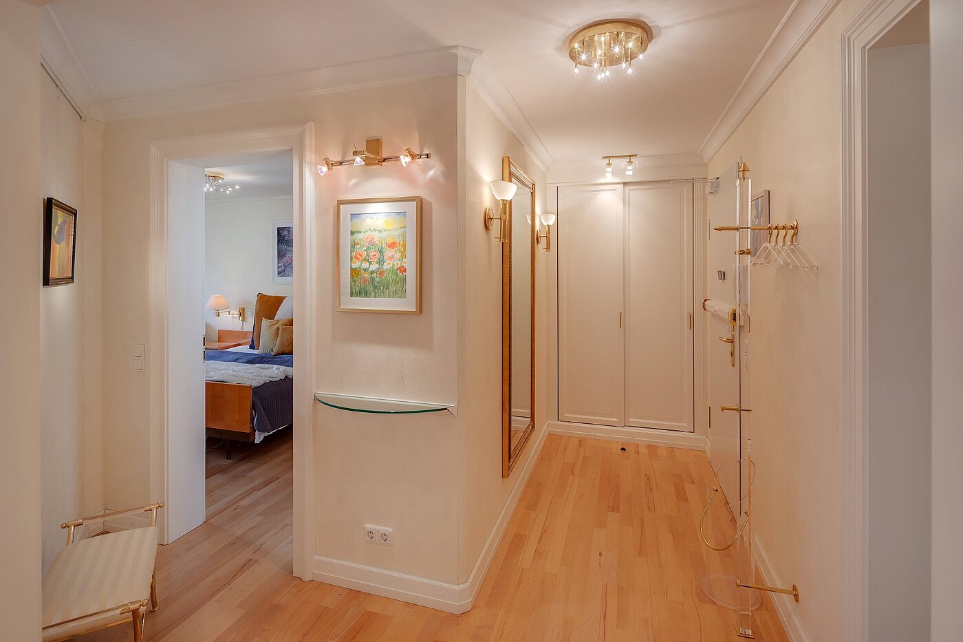 フラット 部屋数 2 部屋 | München-Sendling | 2010ML1 | Ansprechende Diele mit...