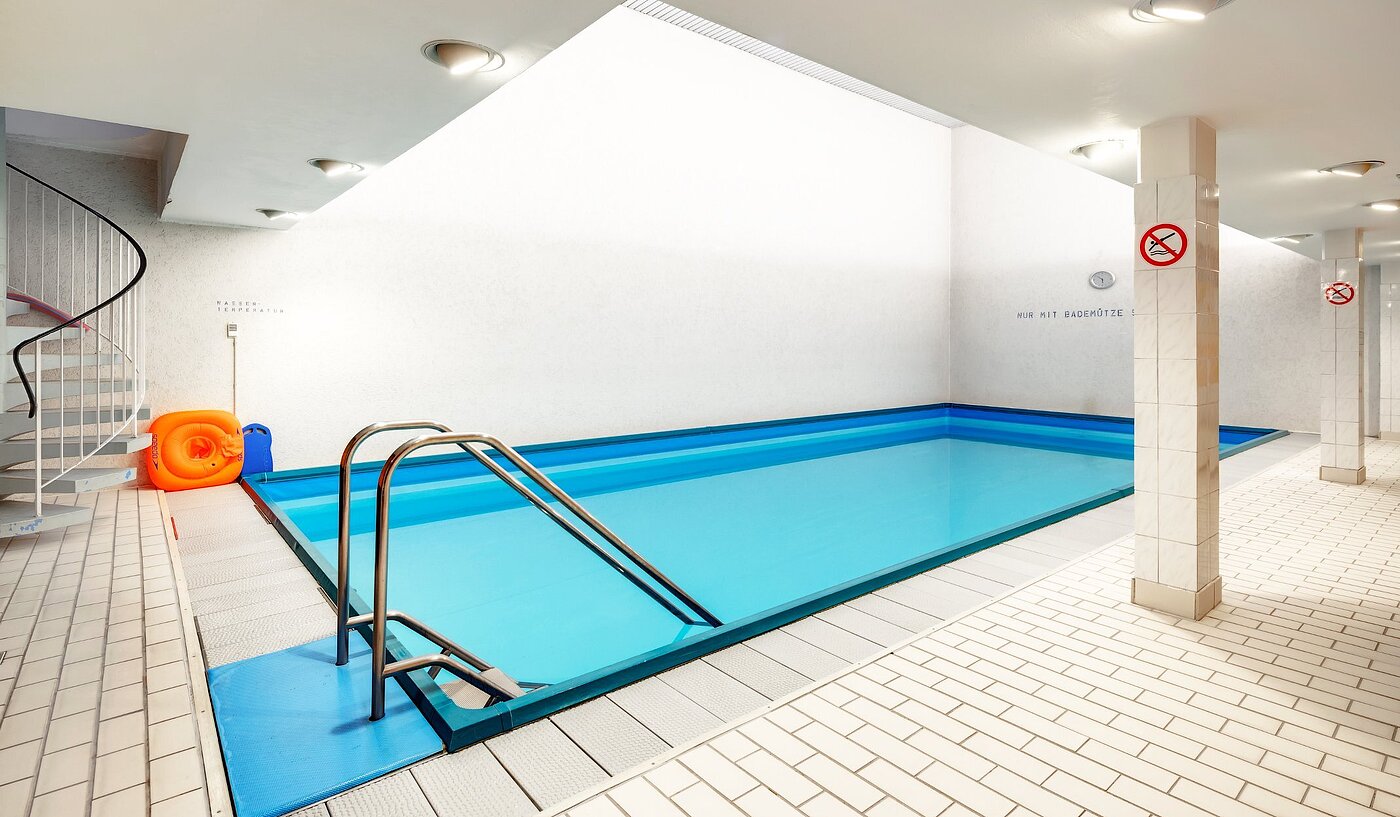 フラット 部屋数 4 部屋 | Freising | 2003ML7 | Gepflegtes Schwimmbad...