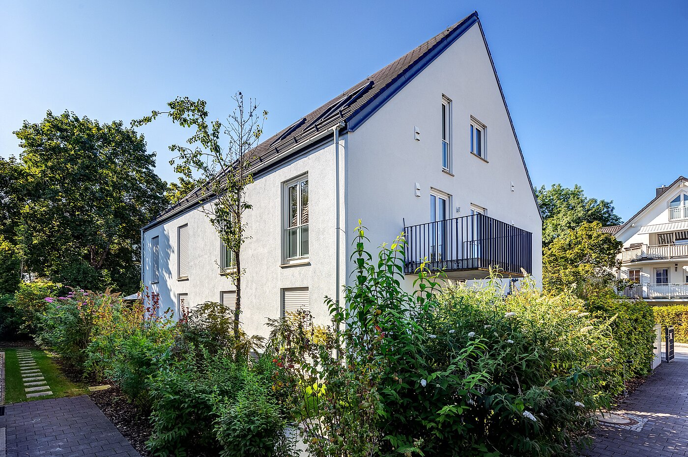メゾネット・マンション（複数階にわたるマンション） 部屋数 4 部屋 | München-Obermenzing | 701553 | Ansicht vom Innenhof aus