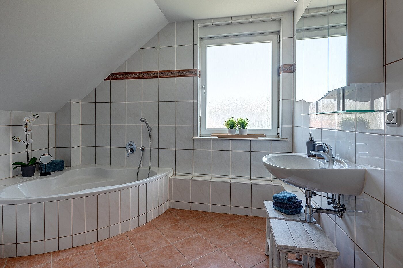 フラット 部屋数 5 部屋 | München-Aubing | 1804ML3 | Eckbadewanne