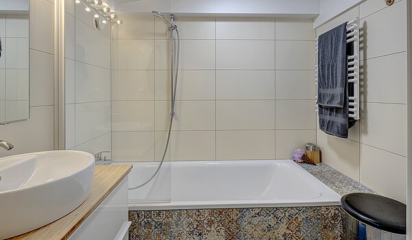 アティック・フラット（屋根裏） 部屋数 4.5 部屋 | München-Ludwigsvorstadt | 70461 | Bad