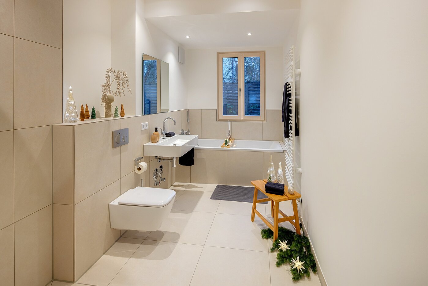 Terrassenwohnung 部屋数 3 部屋 | München-Harlaching | 70371 | Großes Bad mit...