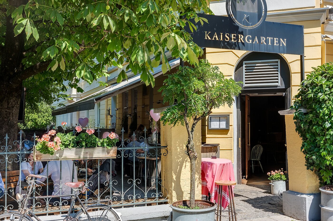 フラット 部屋数 2 部屋 | München-Schwabing | 70130 | Zahlreiche Gastronomieangebote...