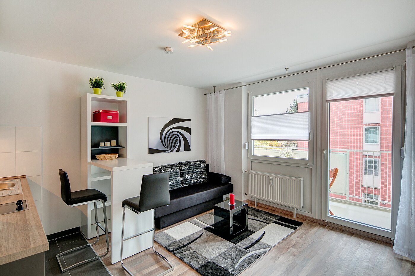 フラット 部屋数 1 部屋 | München-Berg am Laim | 70064 | ...und Schlafbereich