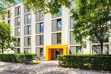 Ramersdorf: 魅力的な1ルームフラット。