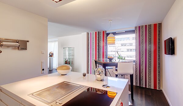 フラット 部屋数 3 部屋 | München-Schwabing | 1511ML1 | Tapernaki Grill && Induktion