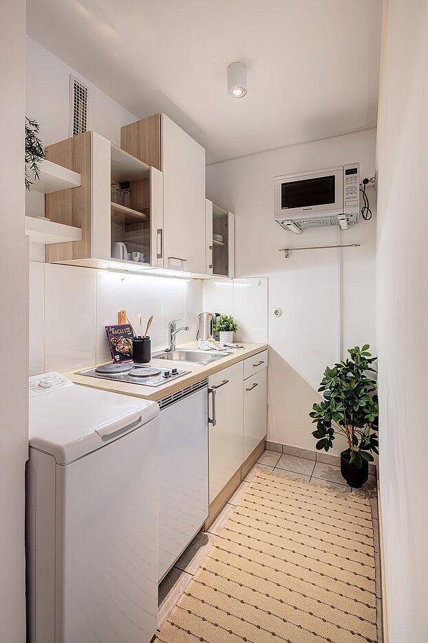 Apartment 部屋数 1 部屋 | München-Forstenried | 70190 | Separate Küche