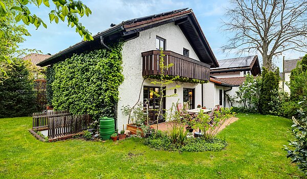 一戸建て 部屋数 4 部屋 | Neubiberg | 70429