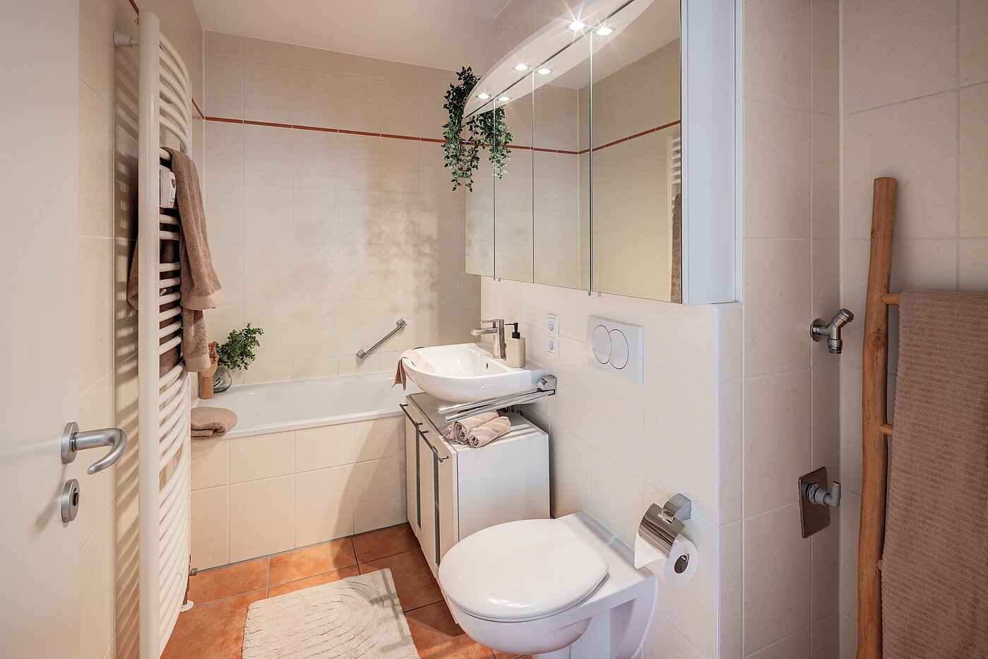 フラット 部屋数 2 部屋 | München-Bogenhausen | 70396 | Badezimmer...