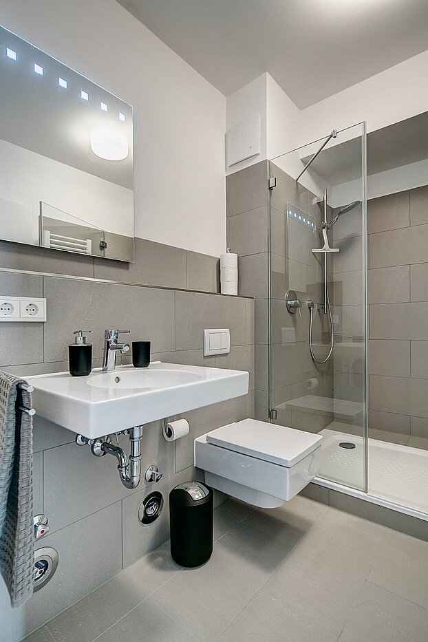 フラット 部屋数 1 部屋 | München-Ramersdorf | 1909ML1 | ...modernen Bad mit...