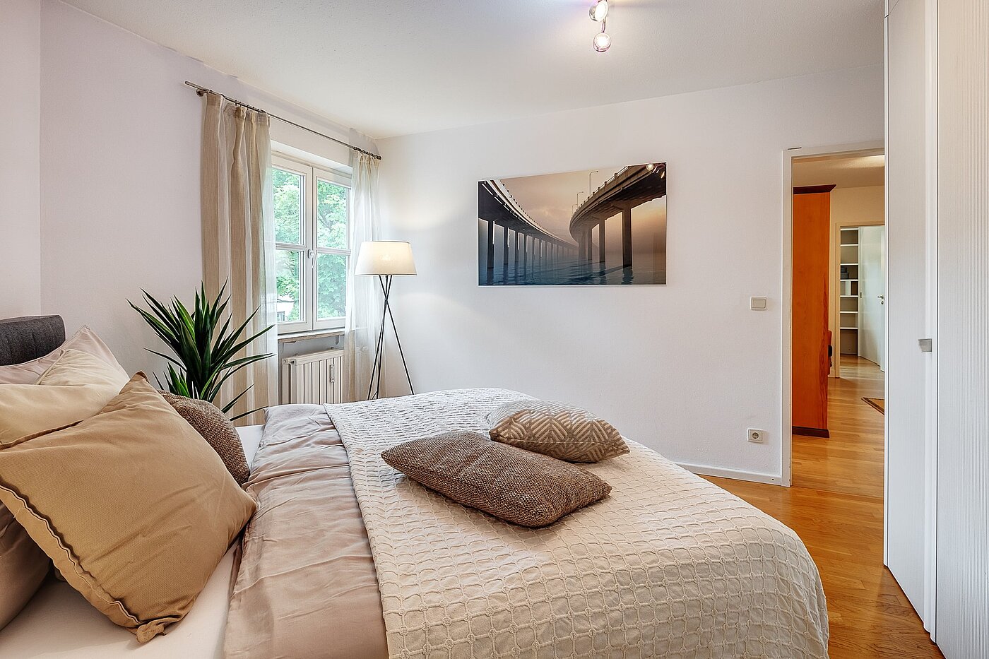 フラット 部屋数 3 部屋 | München-Harlaching | 2108ML3 | ...mit großem Kleiderschrank