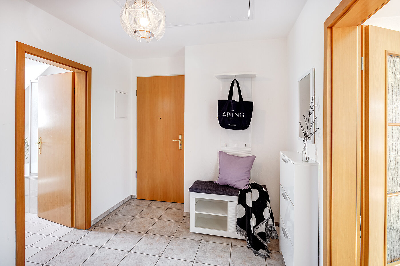 フラット 部屋数 2 部屋 | Unterschleißheim | 70138 | Eingangsbereich mit...