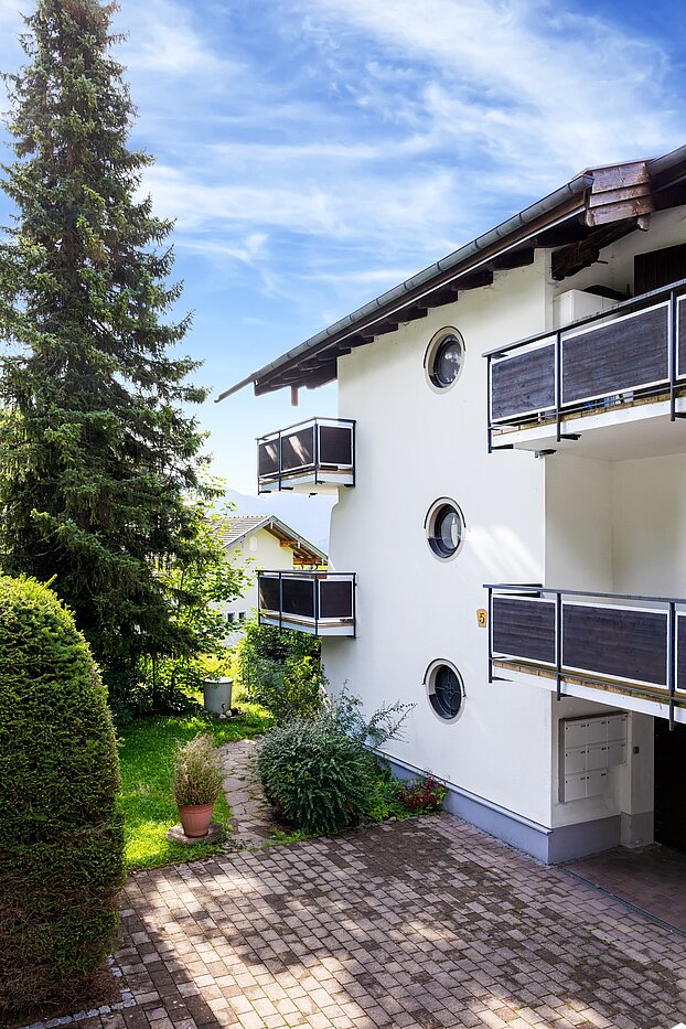 Mehrfamilienhaus 部屋数 10 部屋 | Bad Wiessee | 70212 | von Norden