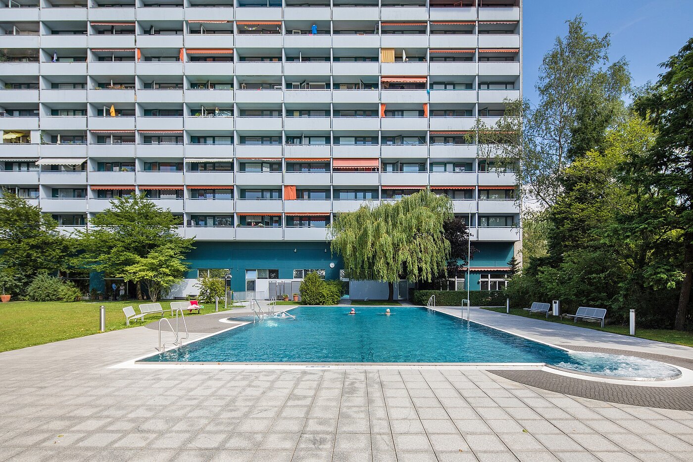 フラット 部屋数 1 部屋 | München-Solln | 2201ML92 | Außenbereich mit Poolanlage...