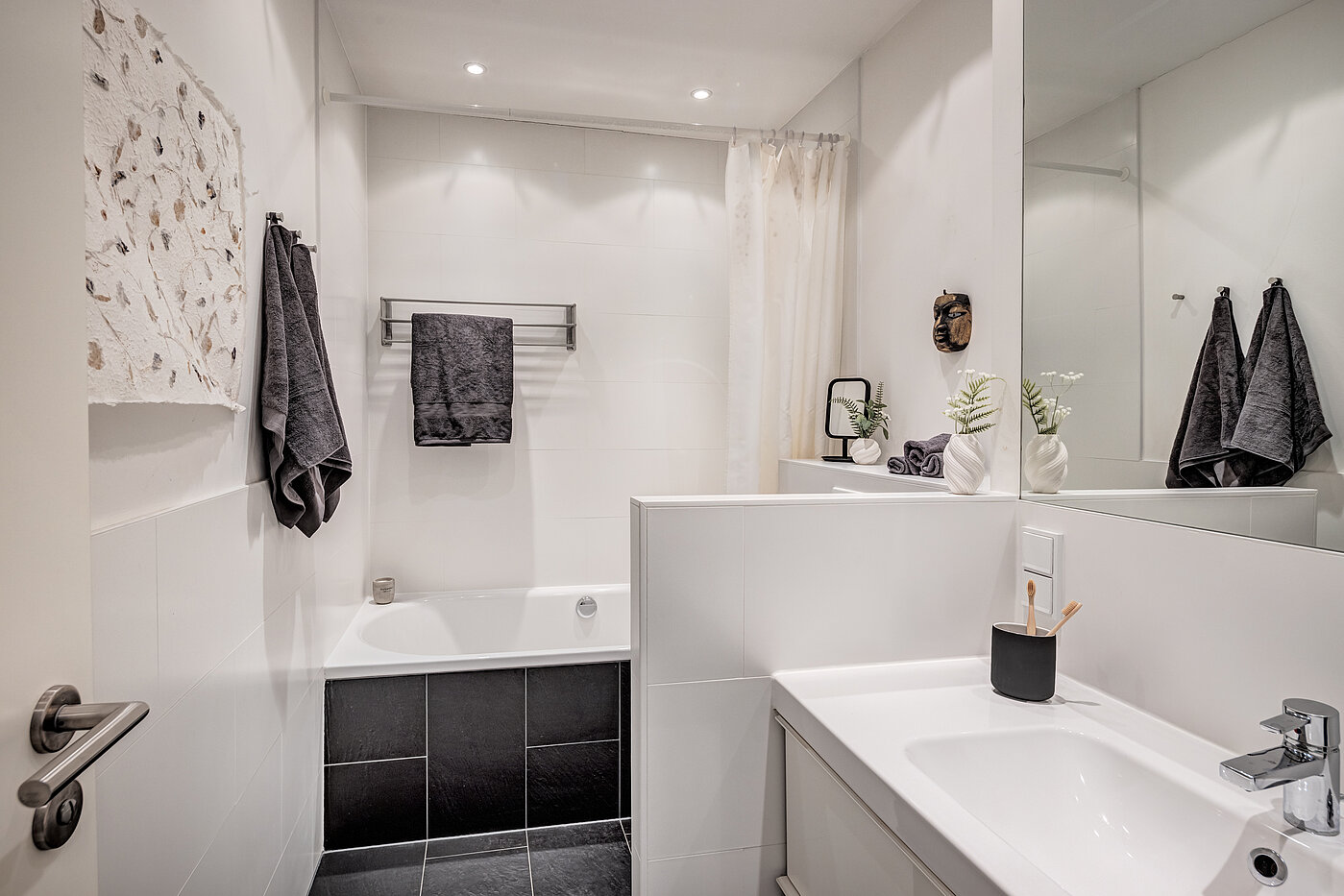 フラット 部屋数 2 部屋 | München-Schwabing | 70394 | ...mit Badewanne