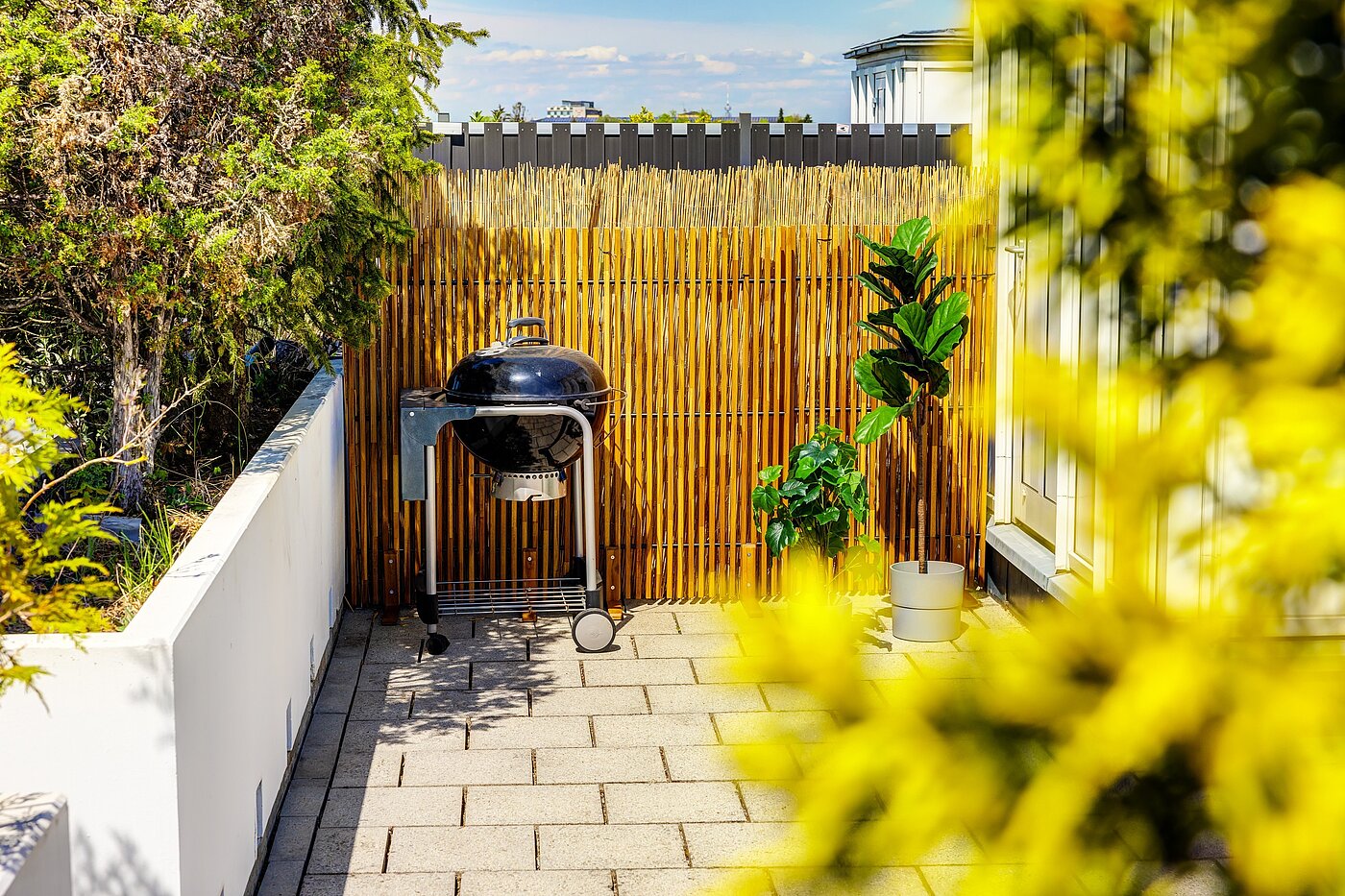 フラット 部屋数 2.5 部屋 | München-Fasangarten | 702211 | Grillen mit Freunden