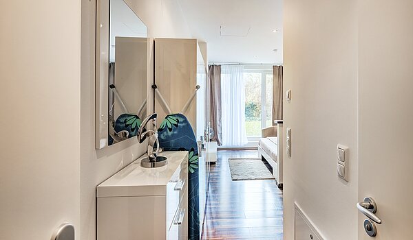 フラット 部屋数 4 部屋 | München-Neuhausen | 70471 | Flur vom Eingang kommend